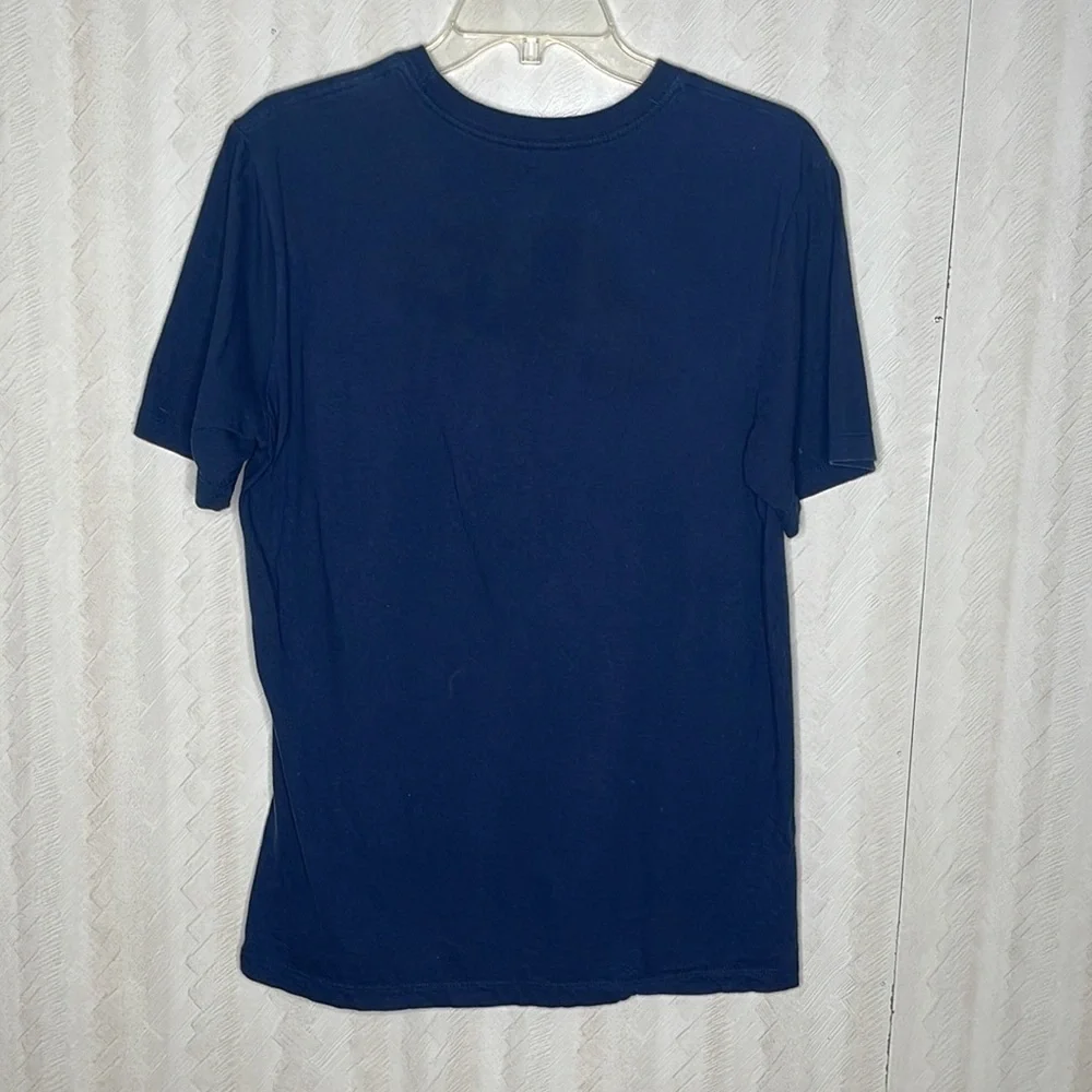 ❤️ NIKE Graphic Tshirt Size M